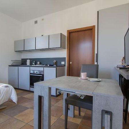 Fabulous Studio In Monza 15 Km To Milan City Centre Kültér fotó