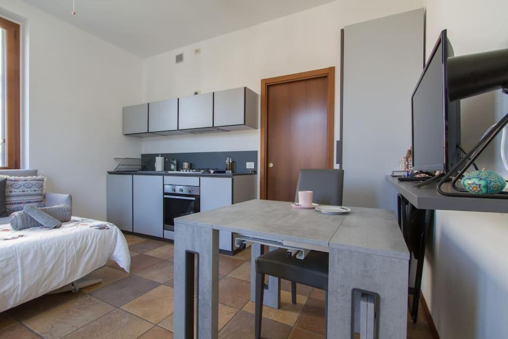 Fabulous Studio In Monza 15 Km To Milan City Centre Kültér fotó