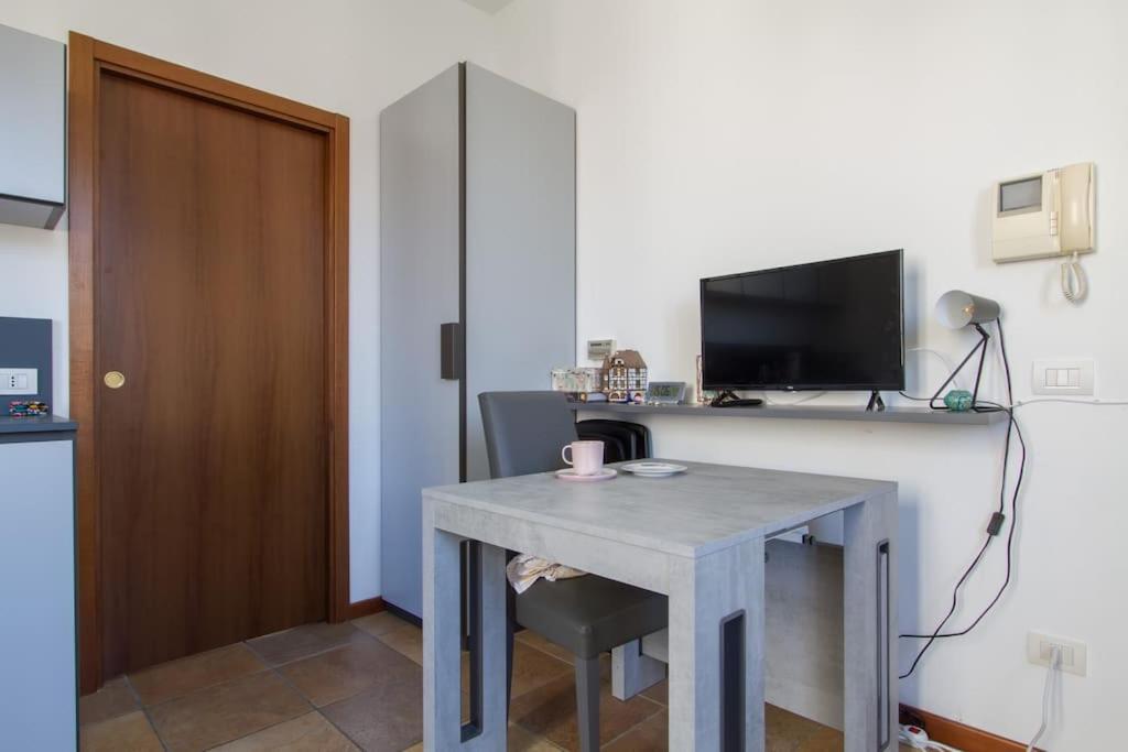 Fabulous Studio In Monza 15 Km To Milan City Centre Kültér fotó